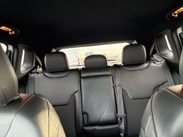 Used 2024 Jeep Compass Trailhawk AWD/4WD image 24