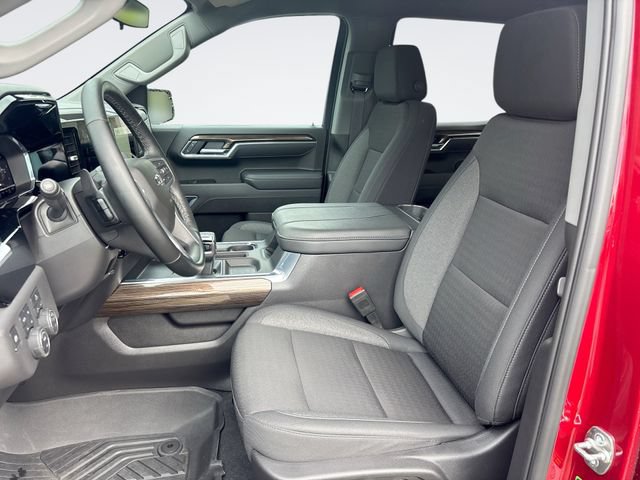 Used 2025 Chevrolet Silverado 1500 LT Trail Boss w/ Protection Package AWD/4WD image 11