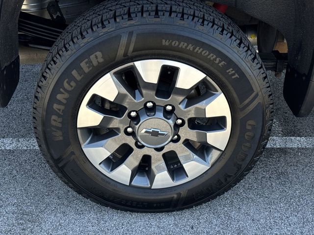 Used 2021 Chevrolet Silverado 2500 LTZ w/ Carhartt Edition AWD/4WD image 34