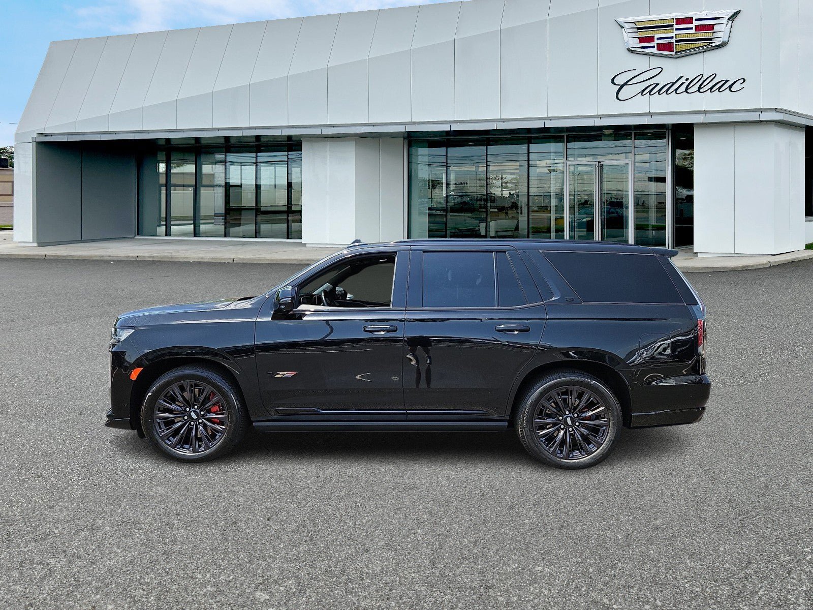 Certified 2024 Cadillac Escalade V w/ LPO, ONYX Package AWD/4WD image 2
