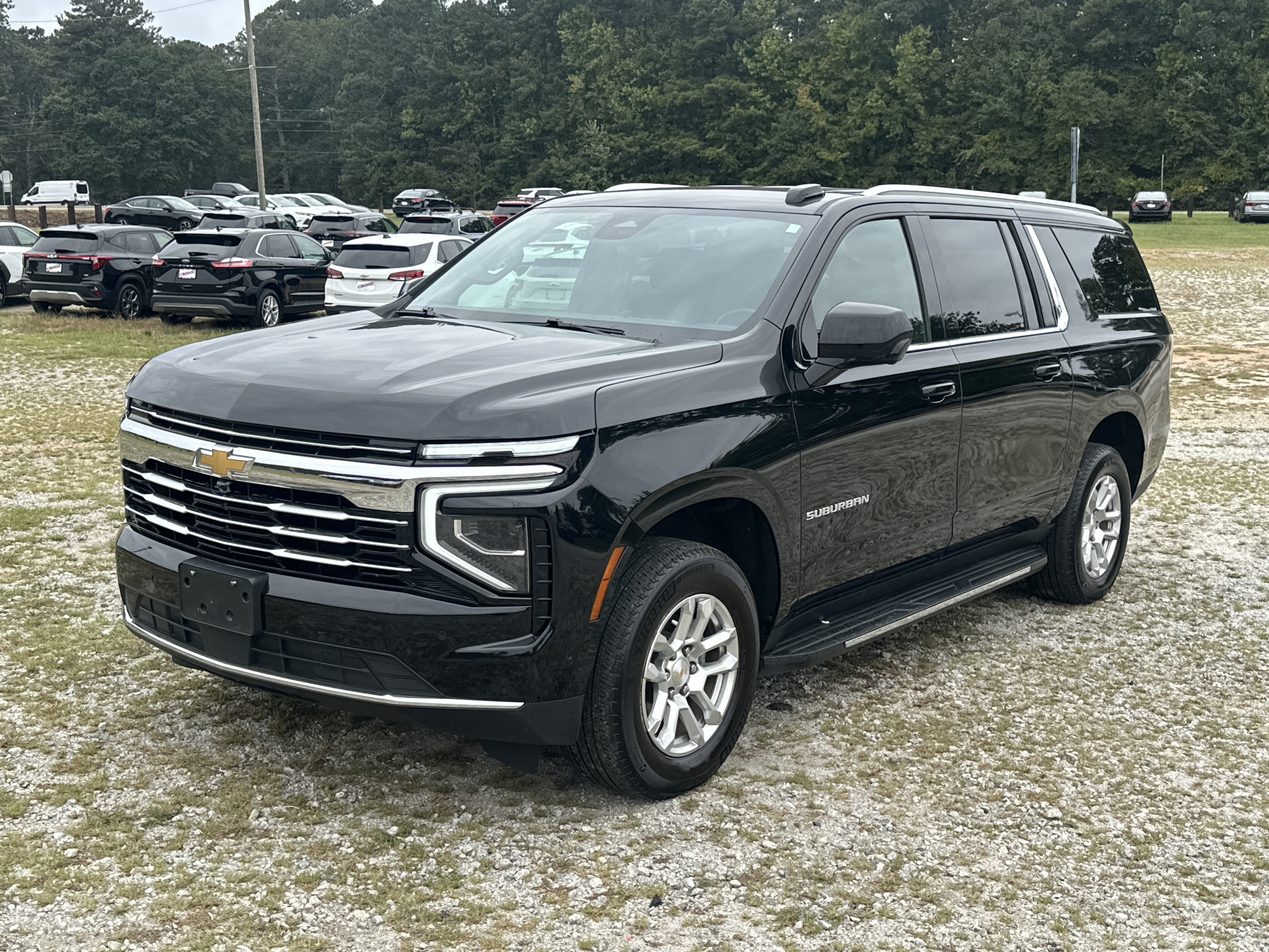 Used 2025 Chevrolet Suburban LT