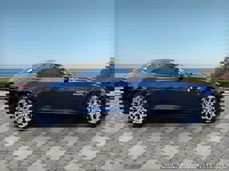 Used 2018 Jaguar F-TYPE Coupe image 15