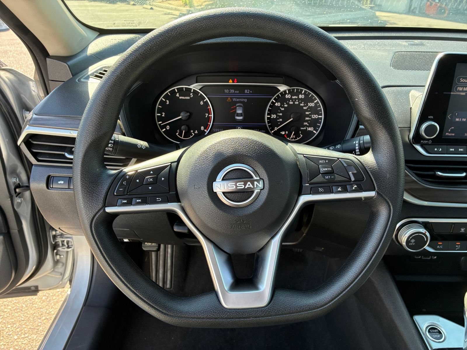 Used 2024 Nissan Altima 2.5 SV FWD image 28