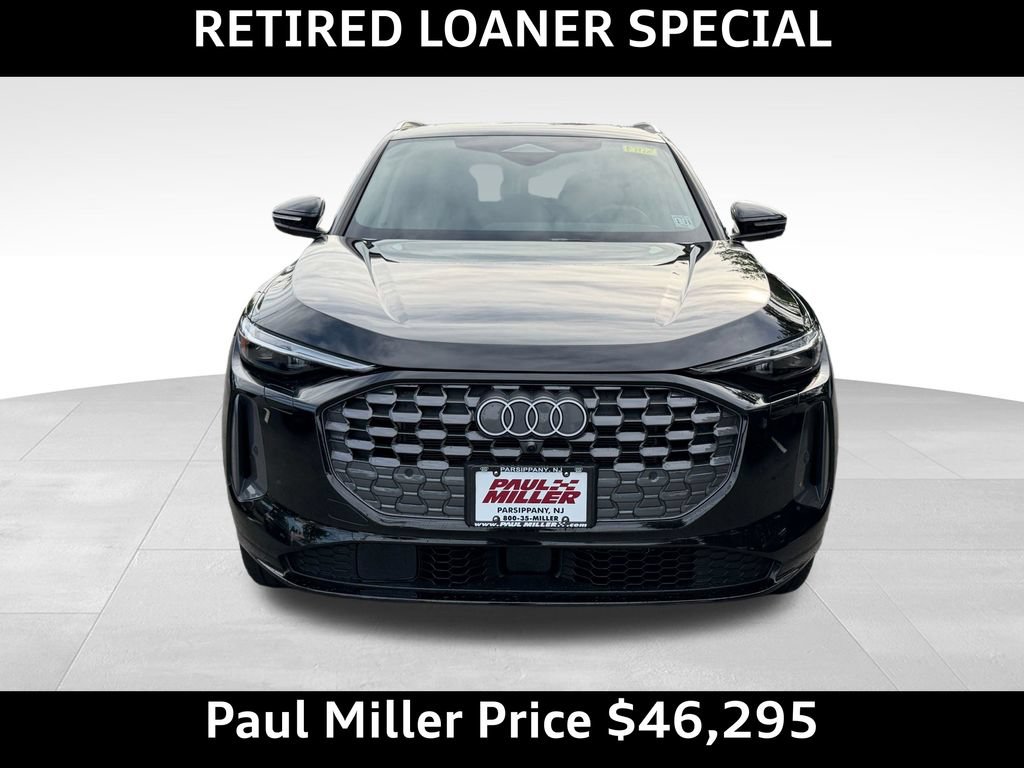 Used 2025 Audi Q5 Premium Plus w/ Premium Plus AWD/4WD image 2