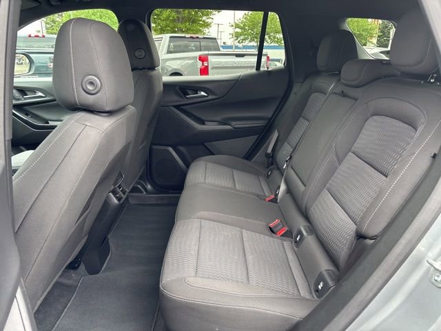 Used 2025 Chevrolet Equinox LT FWD image 13