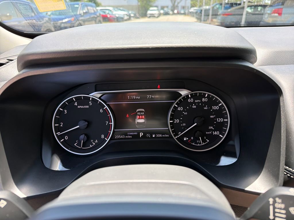 Used 2025 Nissan Rogue S FWD image 20