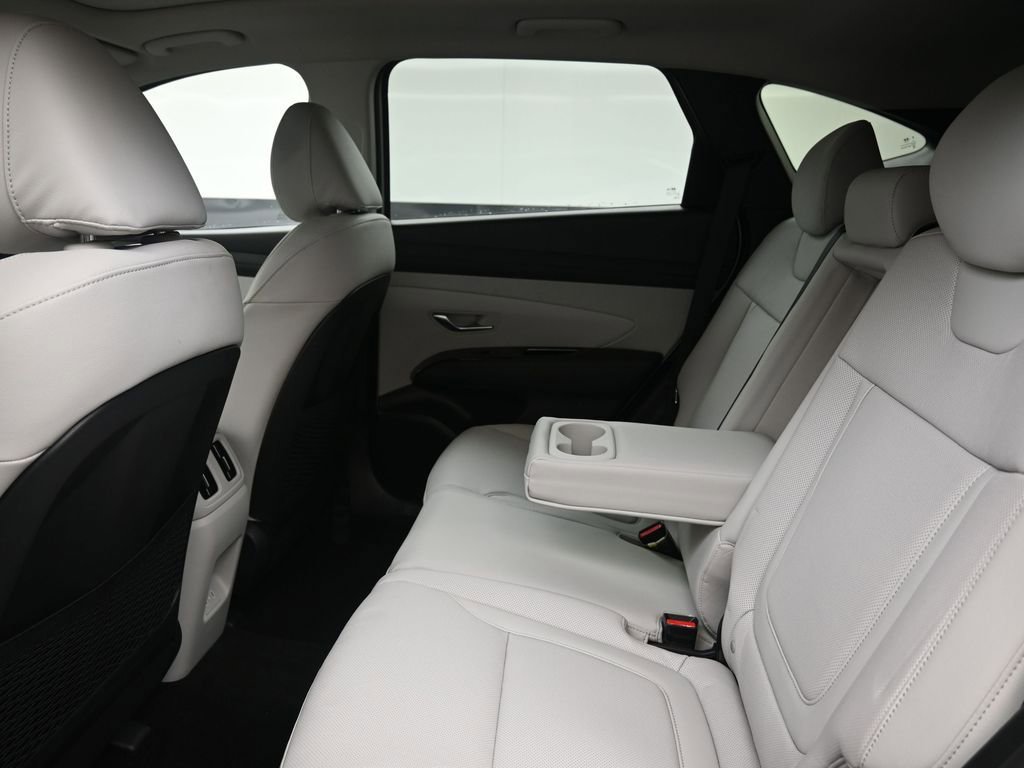New 2026 Hyundai Tucson Limited image 18
