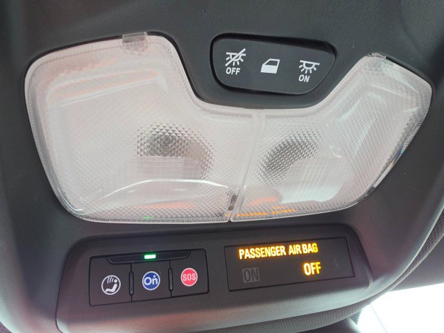 Used 2022 Chevrolet TrailBlazer RS image 45