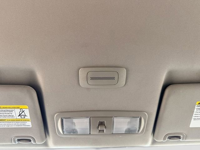 Used 2022 Nissan Frontier SV image 18