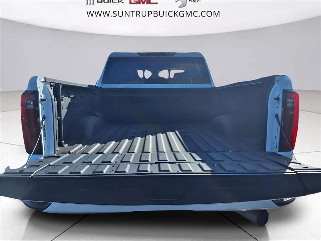 Used 2024 GMC Sierra 3500 Denali w/ Denali Reserve Package image 30