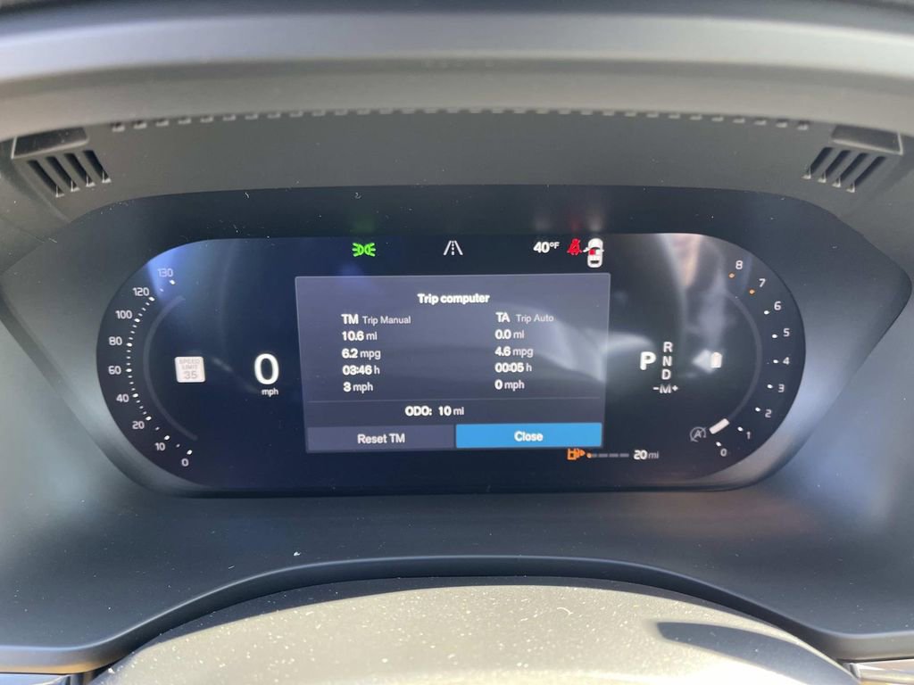 New 2026 Volvo XC60 B5 Plus w/ Climate Package image 34