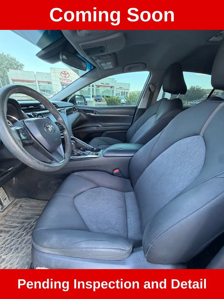 Used 2018 Toyota Camry LE FWD image 9
