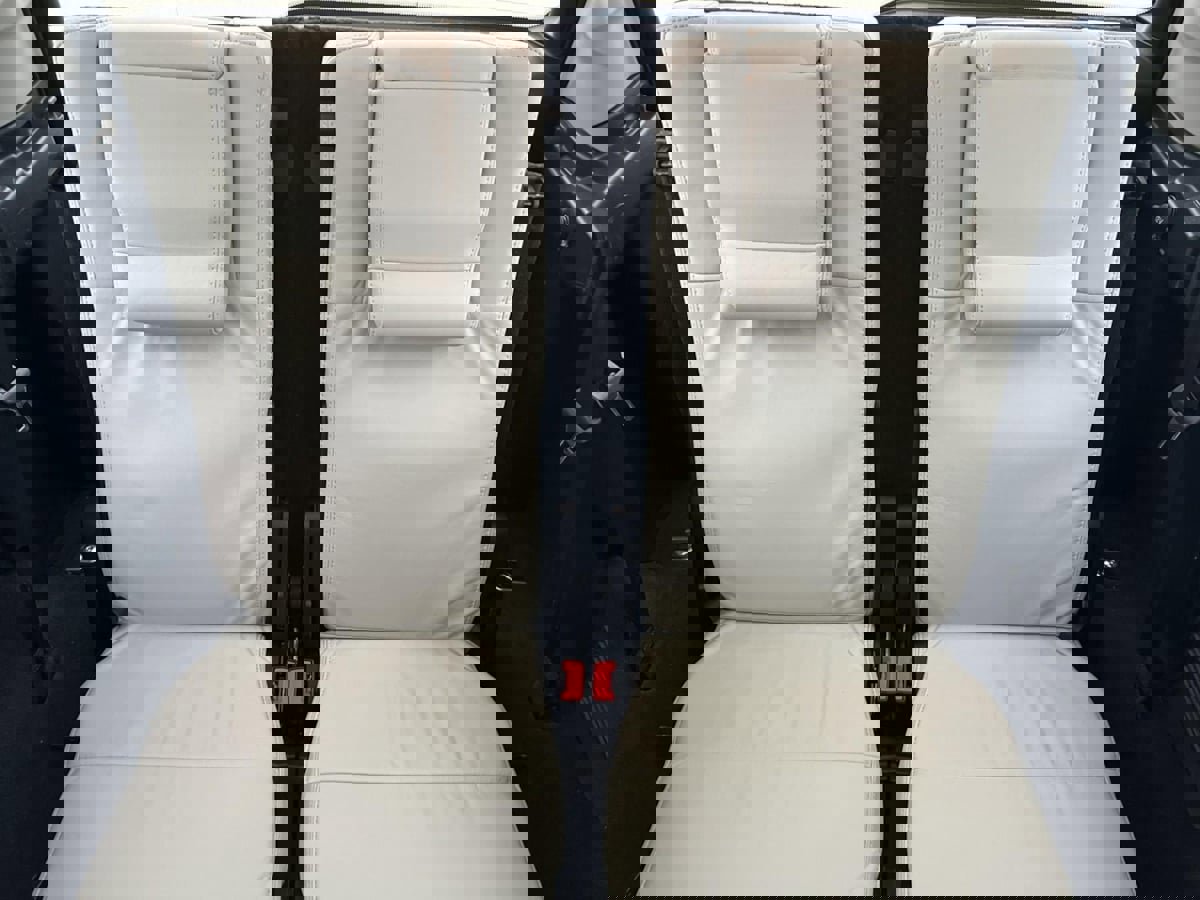 Used 2015 Land Rover LR4 HSE LUX image 42