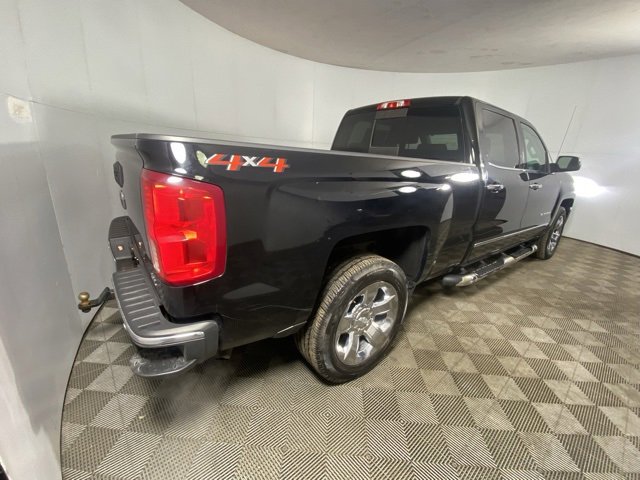 Used 2018 Chevrolet Silverado 1500 LTZ w/ Sport Package image 6