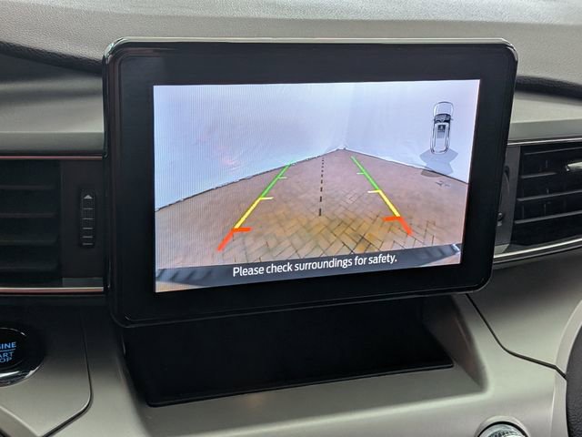 Used 2022 Ford Explorer XLT w/ Equipment Group 202A image 35