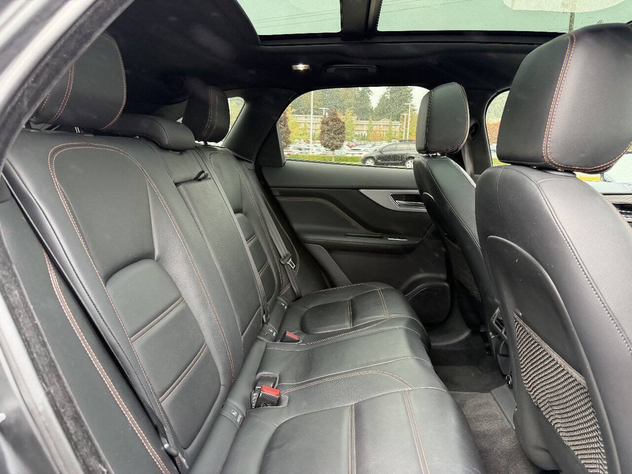Used 2018 Jaguar F-PACE Prestige AWD/4WD image 25