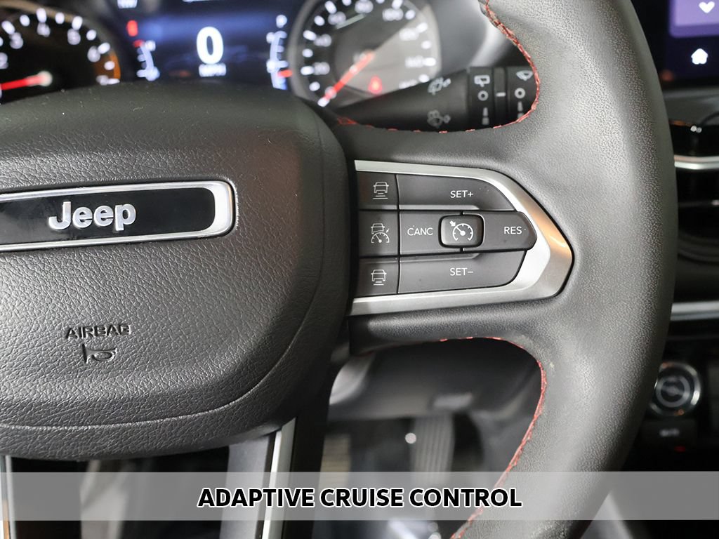 Used 2022 Jeep Compass Trailhawk AWD/4WD image 3