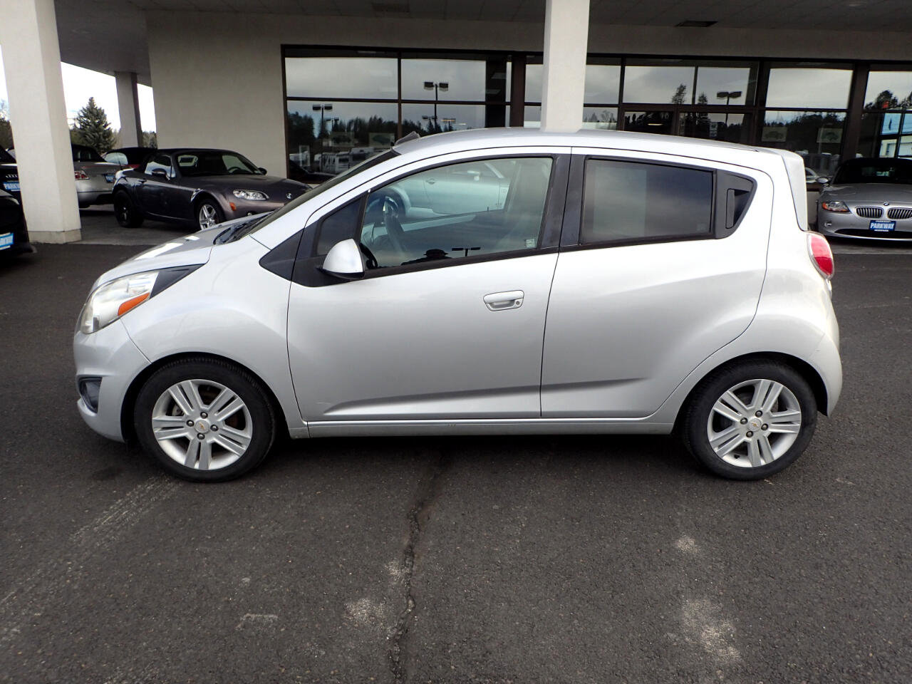 Used 2013 Chevrolet Spark LT image 2