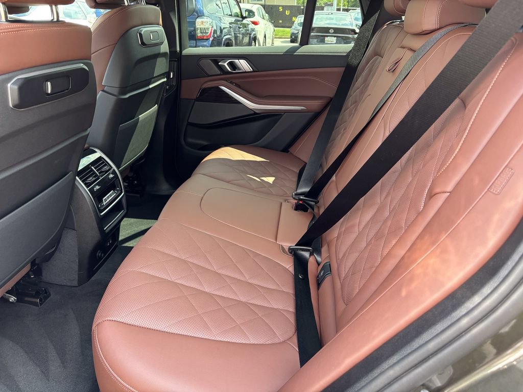 Used 2026 BMW X5 xDrive40i AWD/4WD image 46