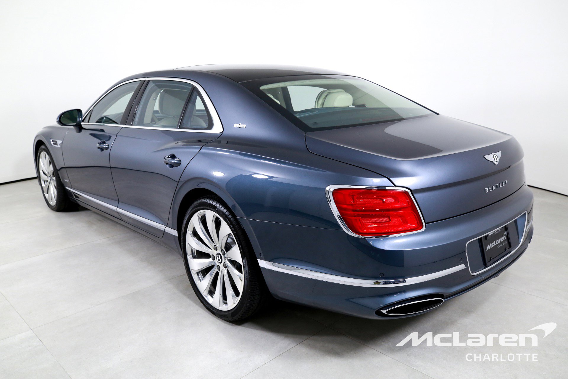 Used 2021 Bentley Flying Spur W12 w/ First Edition Specification image 6
