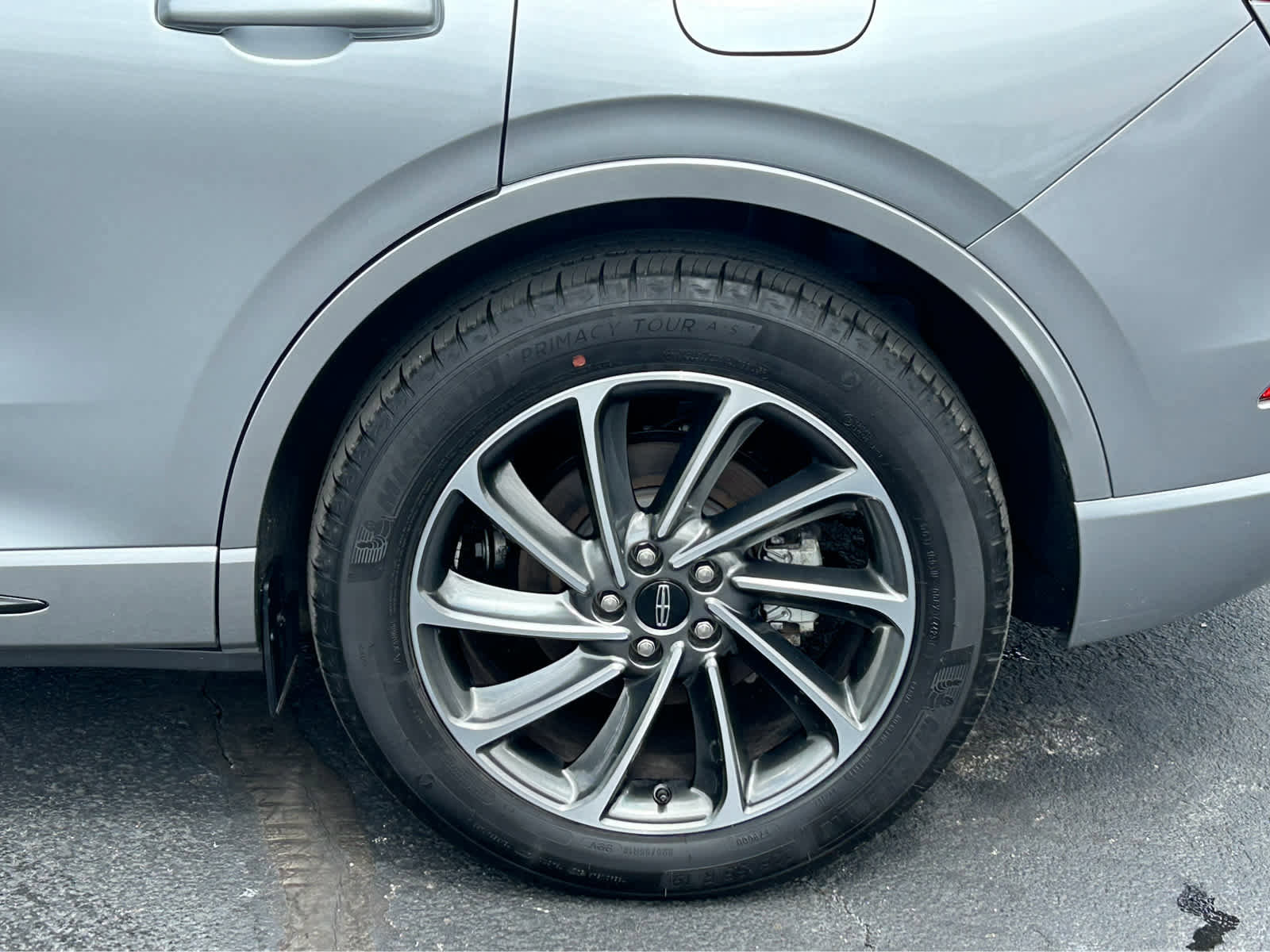 Used 2024 Lincoln Corsair Grand Touring w/ Rear Removable Package Tray image 67