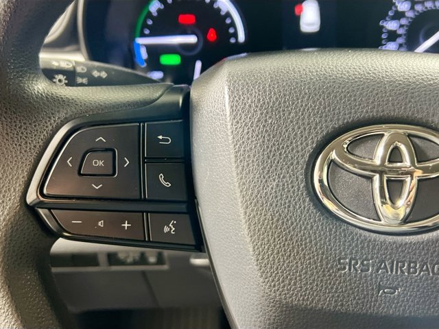 Used 2022 Toyota Sienna LE image 16