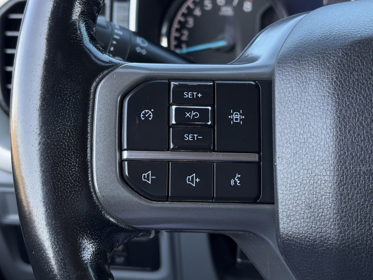 Used 2021 Ford F150 XLT w/ Equipment Group 301A Mid image 16