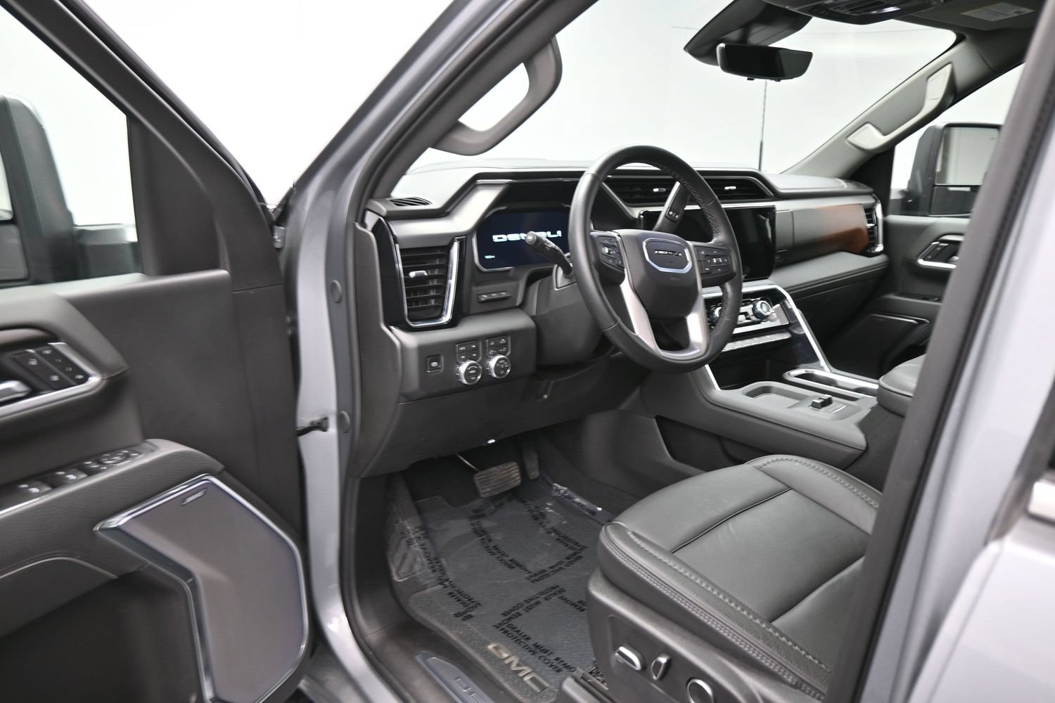 Used 2026 GMC Sierra 3500 Denali w/ Denali Reserve Package AWD/4WD image 12