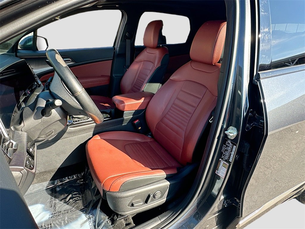 Certified 2024 Kia Sportage SX image 22