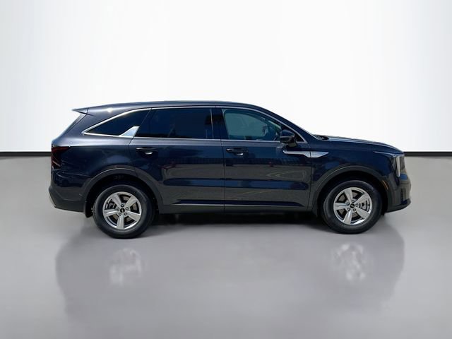 New 2026 Kia Sorento LX image 8