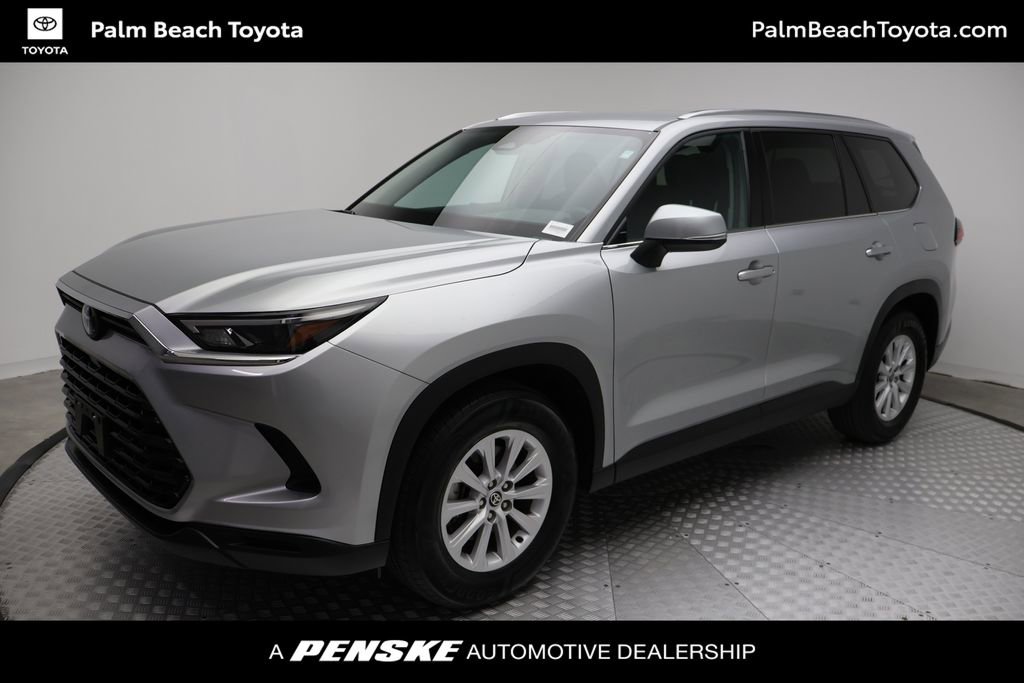 Certified 2025 Toyota Grand Highlander AWD image 1