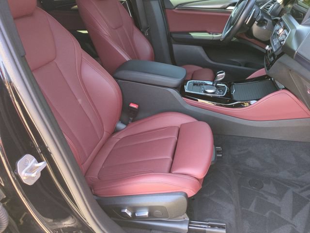 Used 2023 BMW X4 xDrive30i w/ M Sport Package AWD/4WD image 18