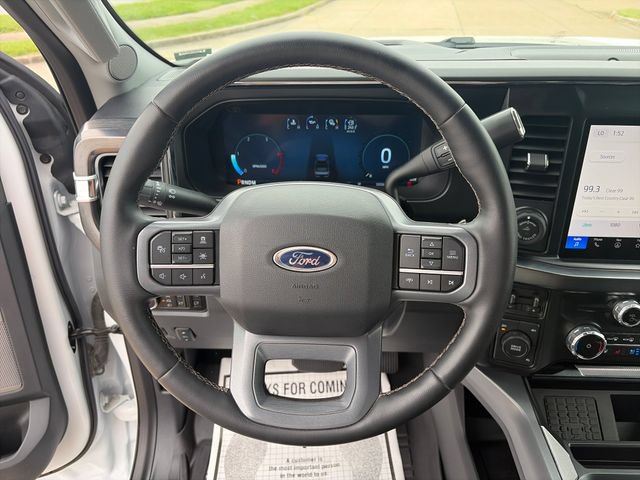 Used 2025 Ford F350 Lariat w/ Lariat Ultimate Package AWD/4WD image 11