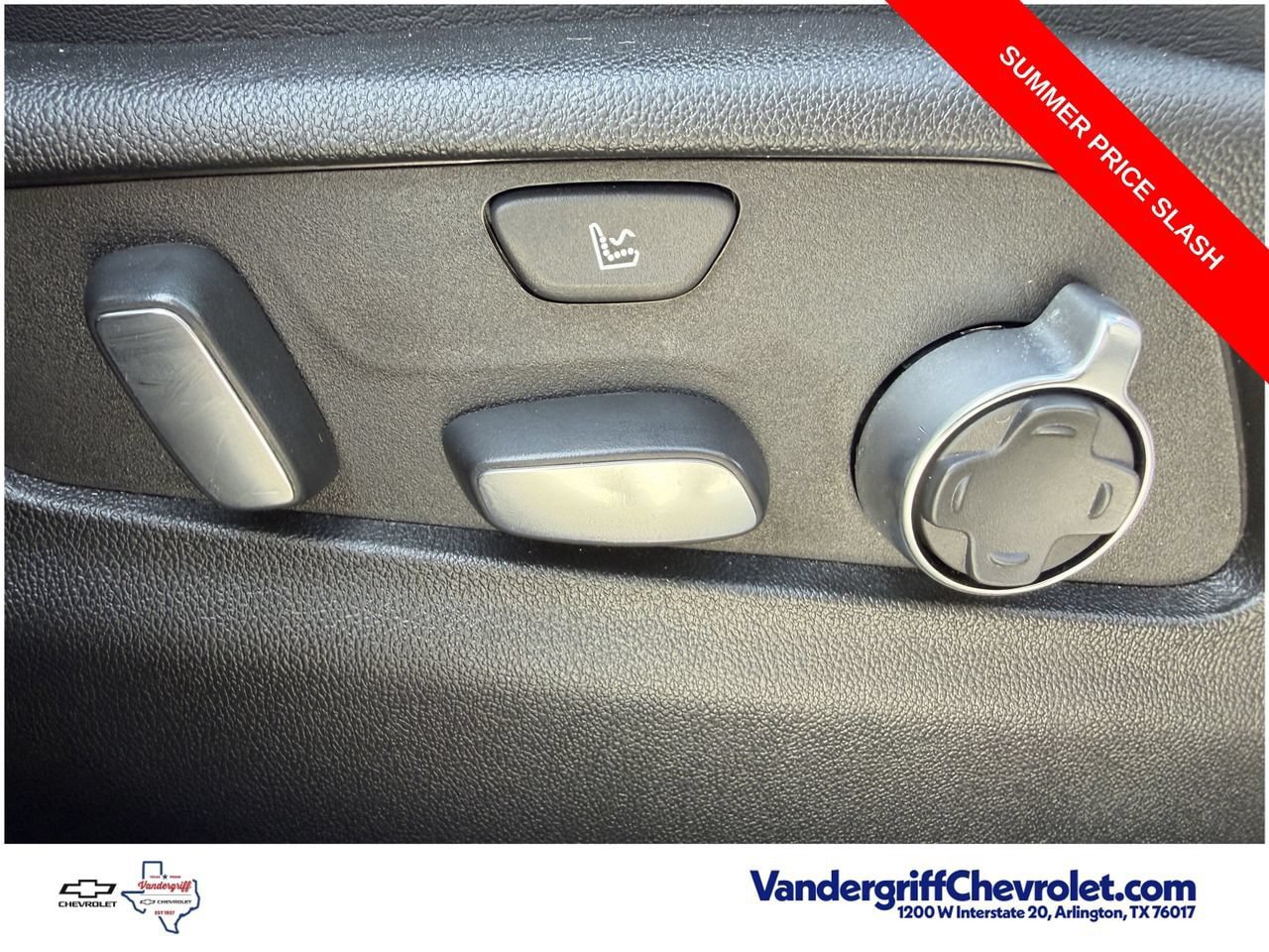 Used 2025 Cadillac XT4 Sport FWD image 26