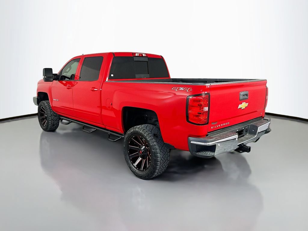 Used 2015 Chevrolet Silverado 2500 LT w/ LT Convenience Package AWD/4WD image 5