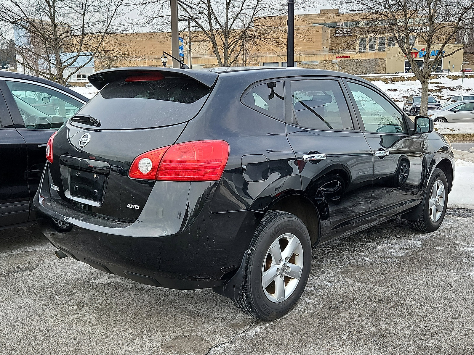 Used 2010 Nissan Rogue S w/ 360 Degree Value Pkg image 4