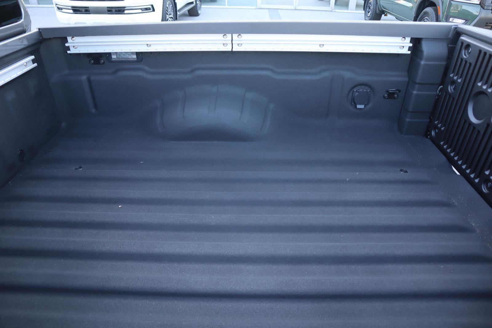 New 2026 Nissan Frontier SV image 8