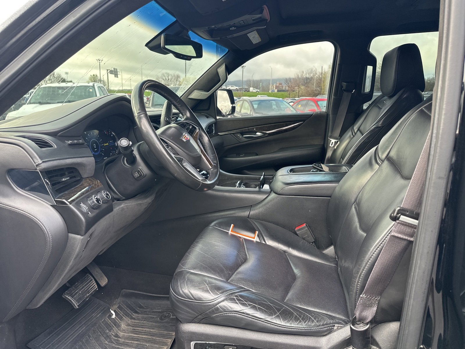 Used 2016 Cadillac Escalade Platinum image 7