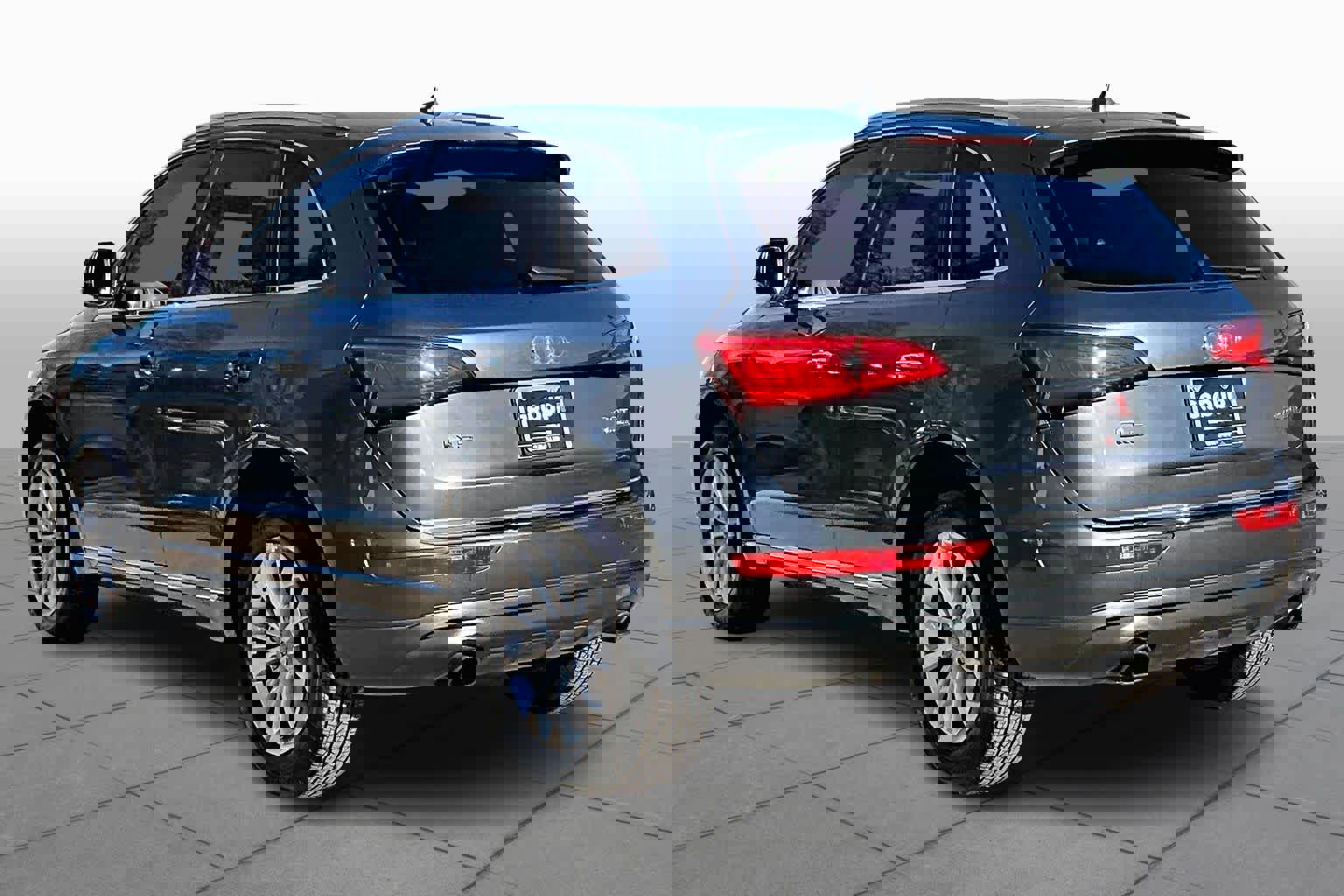 Used 2017 Audi Q5 2.0T Premium image 11