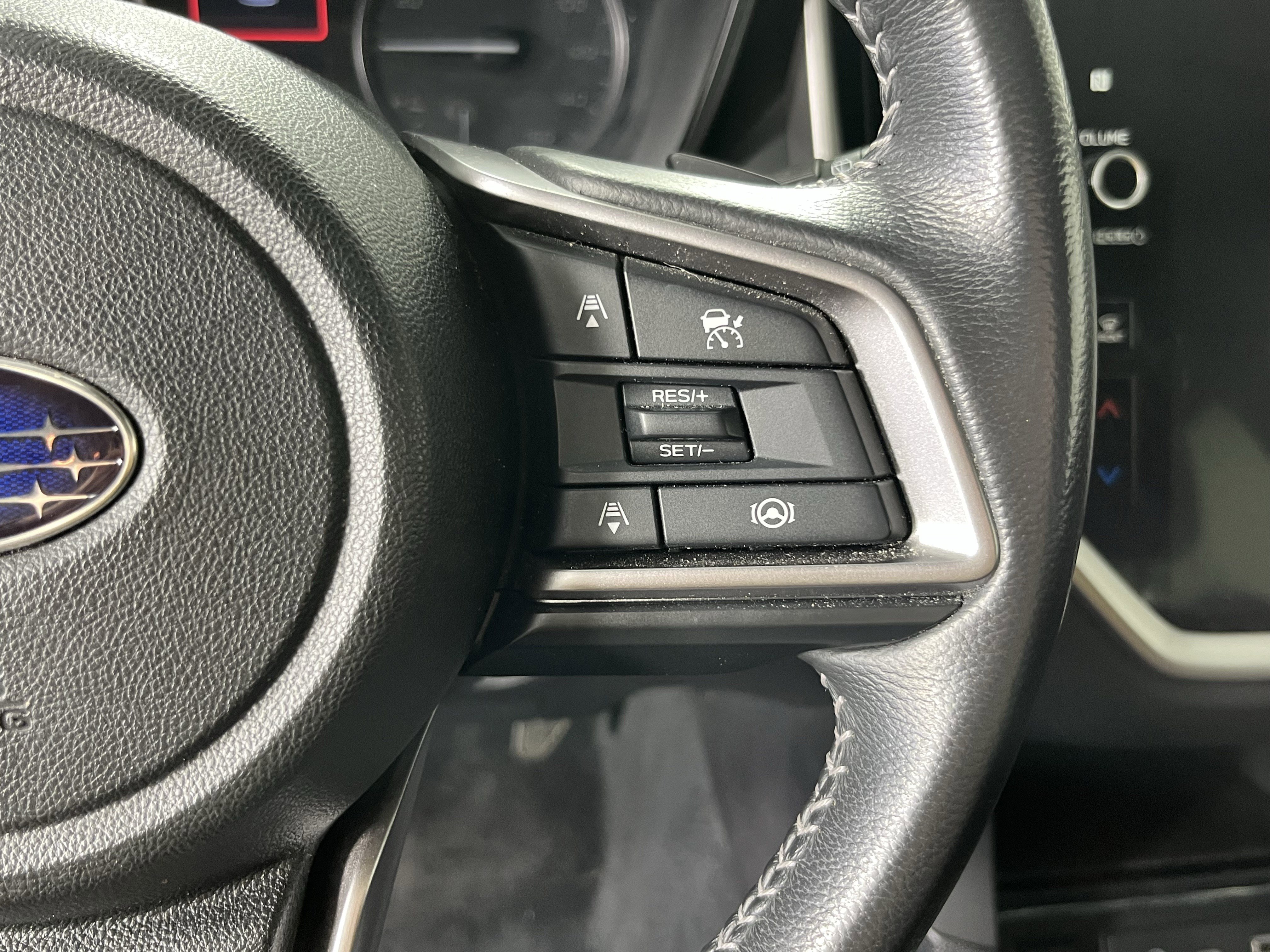 Used 2023 Subaru Ascent Premium image 16