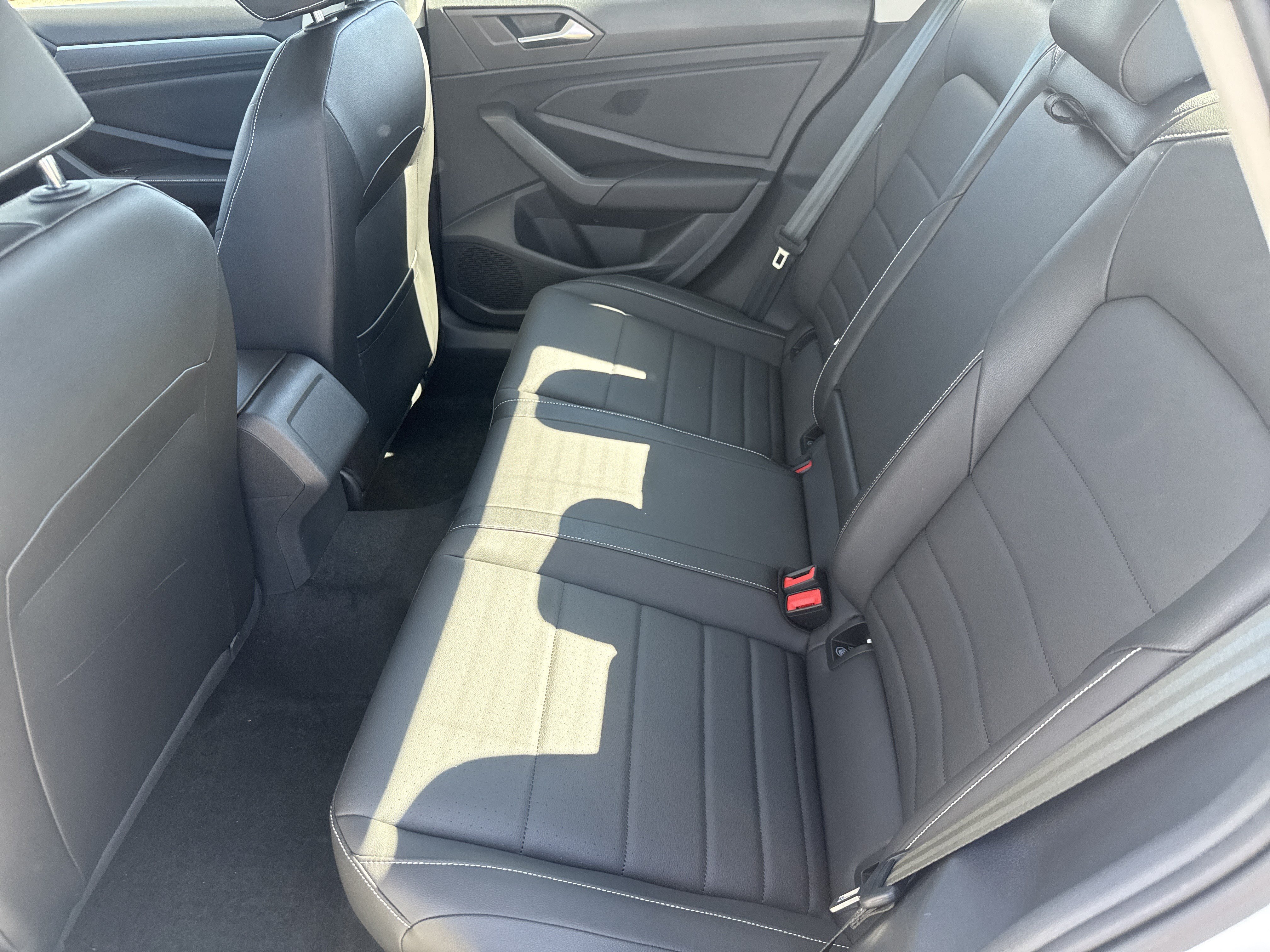 Certified 2023 Volkswagen Jetta SE FWD image 6