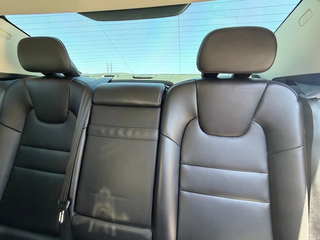 Used 2021 Volvo S60 T5 Momentum FWD image 8