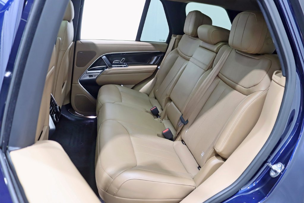 Used 2023 Land Rover Range Rover SE AWD/4WD image 29