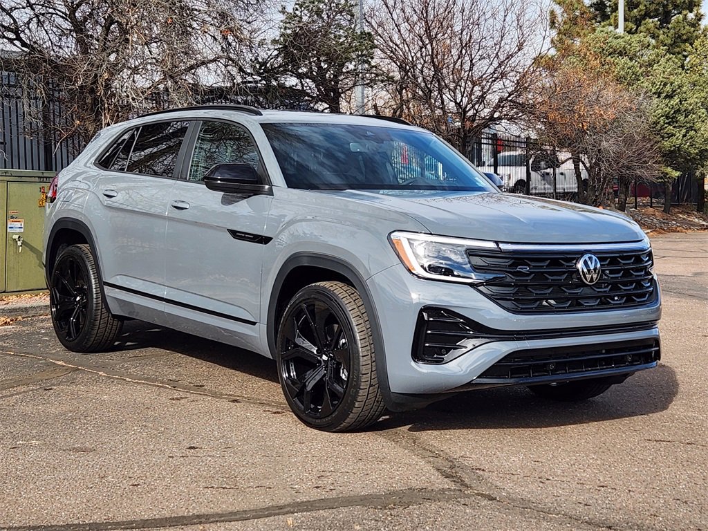 New 2026 Volkswagen Atlas Cross Sport SEL R-Line