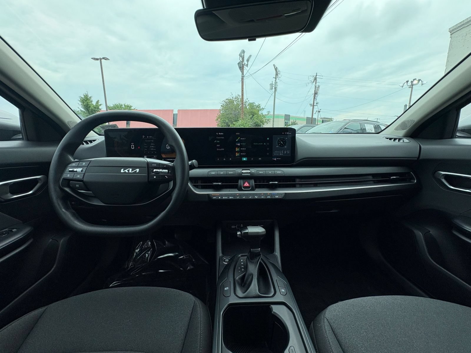 Used 2025 Kia K4 FWD image 31