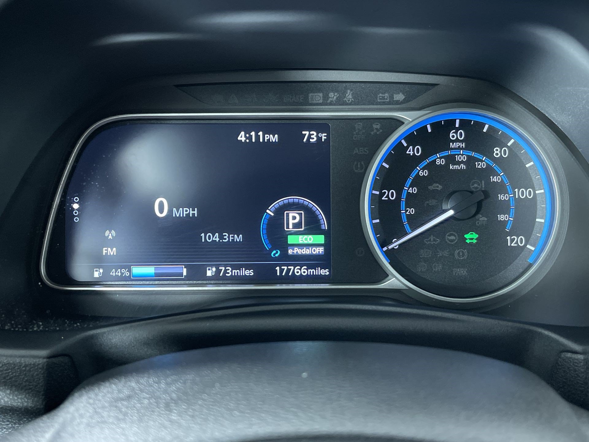 Certified 2025 Nissan Leaf S FWD image 17