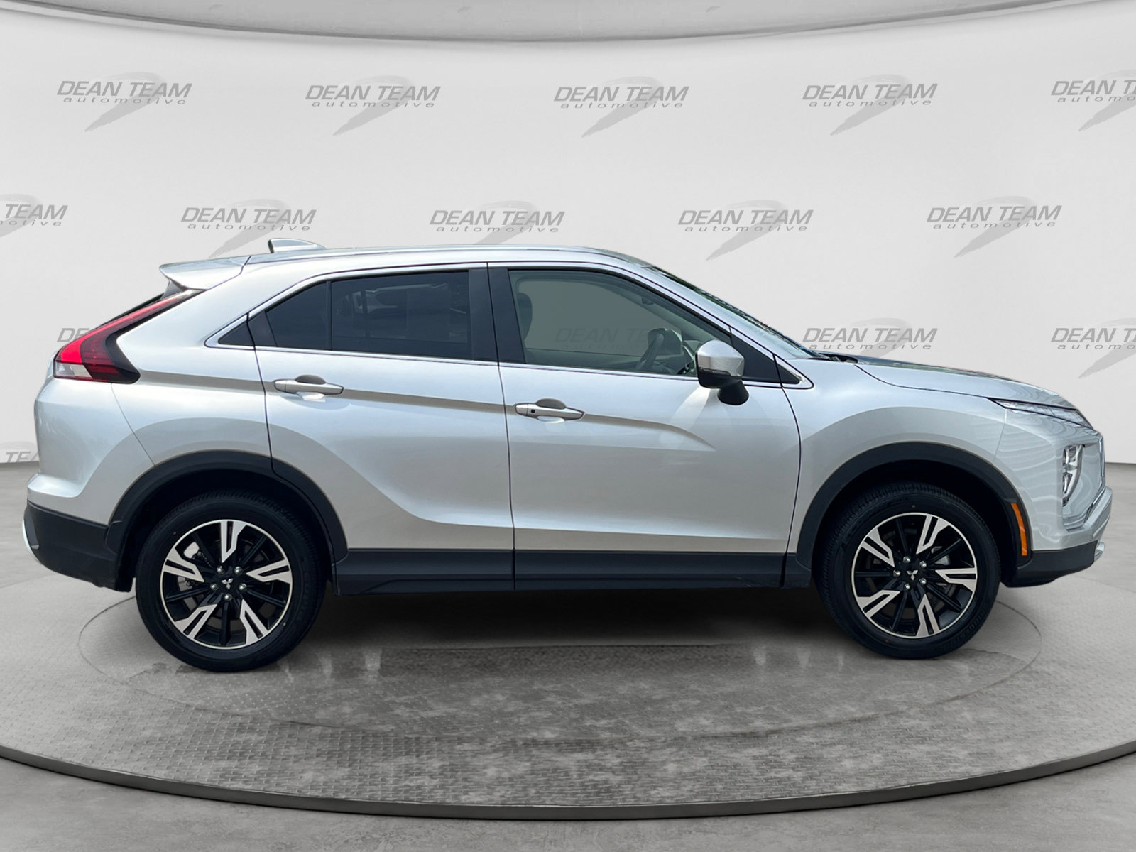 Used 2026 Mitsubishi Eclipse Cross SE AWD/4WD image 8