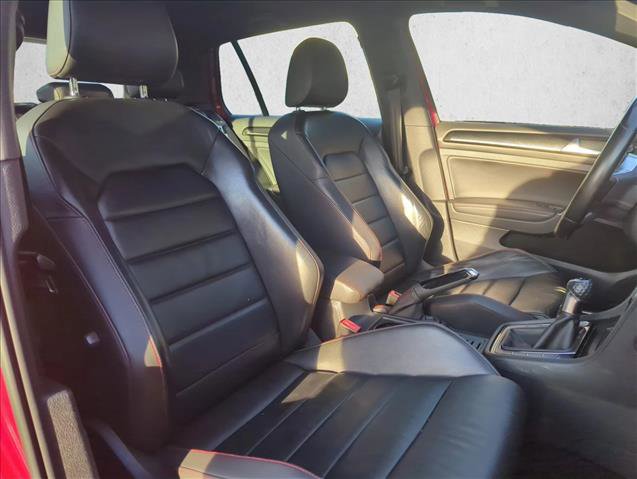 Used 2015 Volkswagen GTI SE image 24