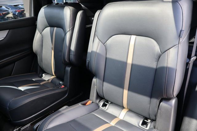 Used 2024 MAZDA CX-90 Plug-In Hybrid w/ Premium Plus image 16