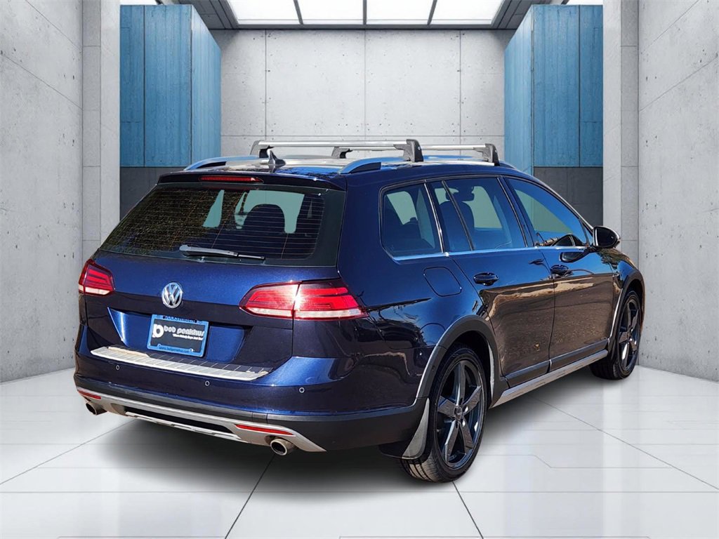 Used 2018 Volkswagen Golf Alltrack SEL image 29